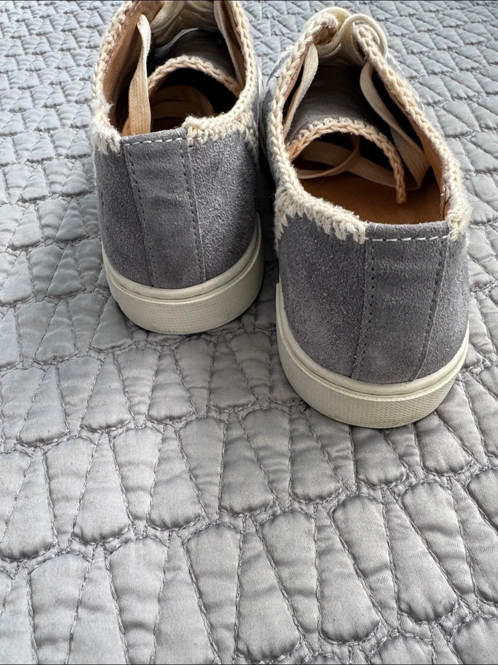 Frye worn once